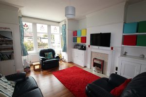 Dining Room- click for photo gallery